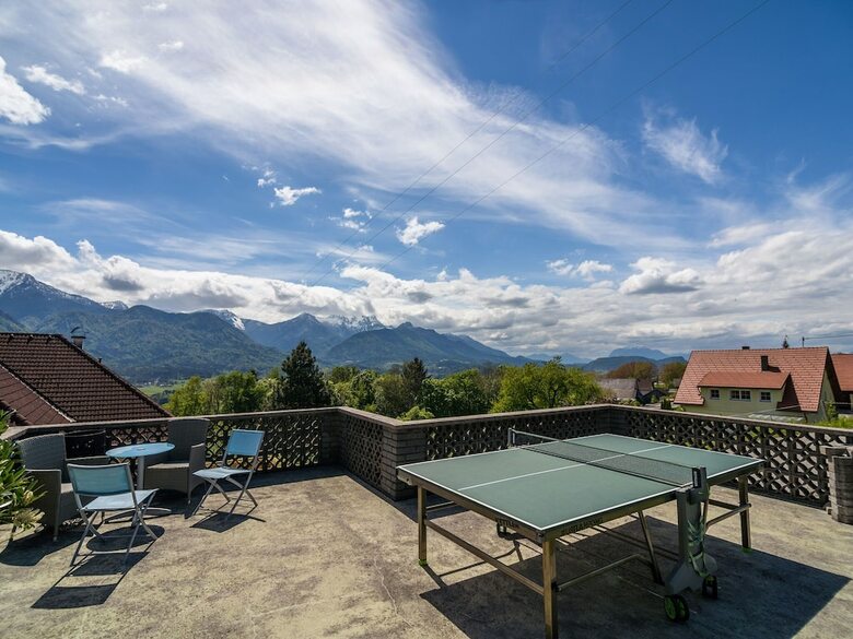 Beautiful Apartment With Swimming Pool In Lukowitz
