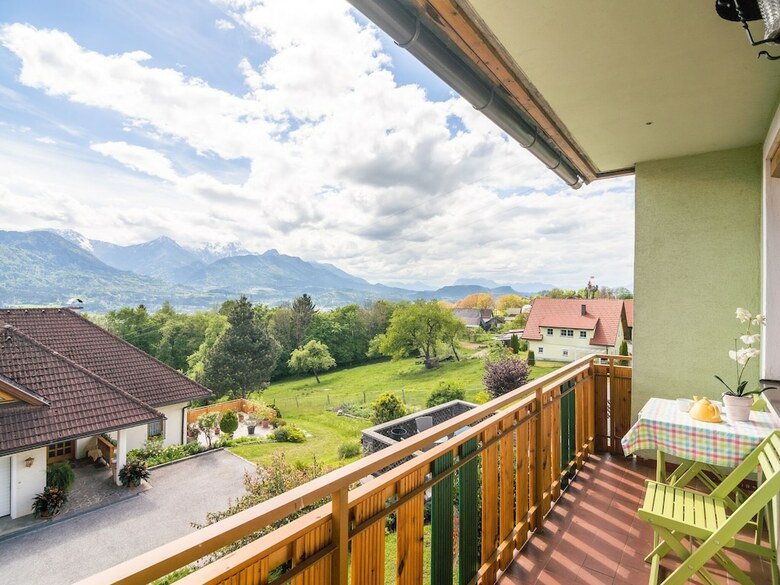Beautiful Apartment With Swimming Pool In Lukowitz
