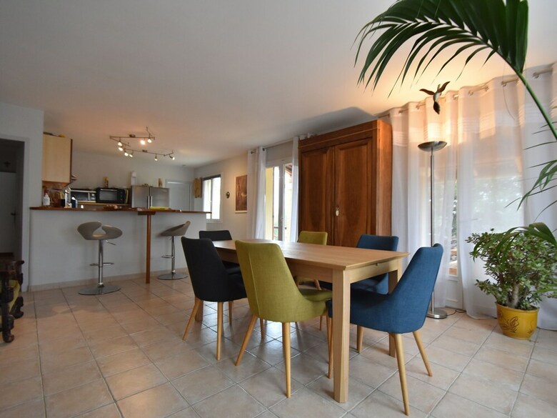 Quaint Villa In Saint-andr�-de-roquepertuis With Pool
