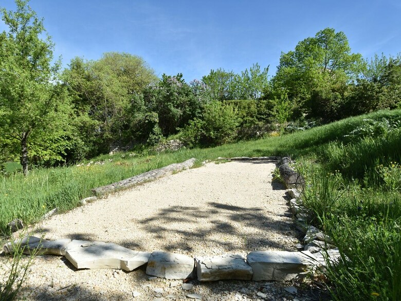 Luxurious Villa With Swimming Pool In Languedoc-roussillon