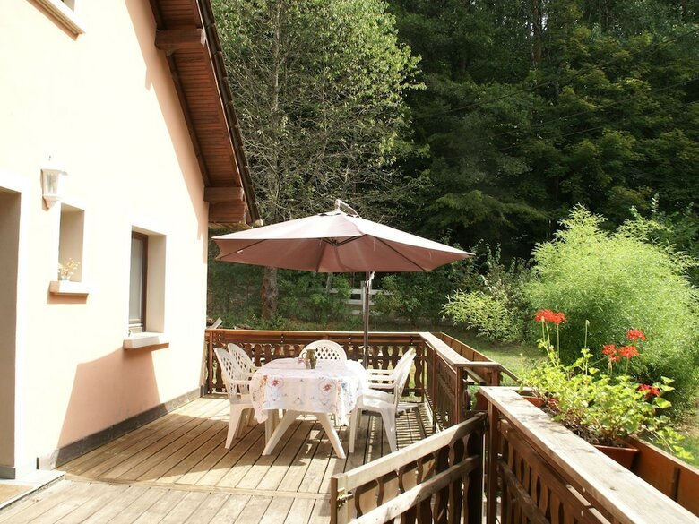 Spacious G�te For 6 Persons In Hanviller, Mosel