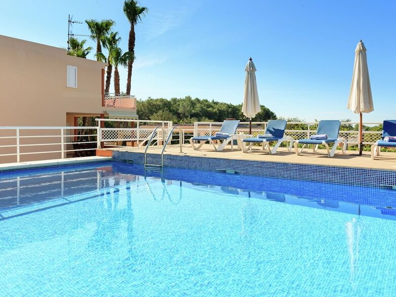 Peaceful Villa On Balearic Islands With Swimming Pool