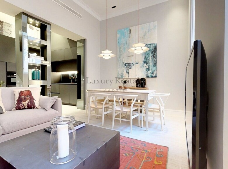 Apartamentos Palacio Real II