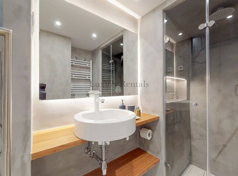 Apartamentos Palacio Real II