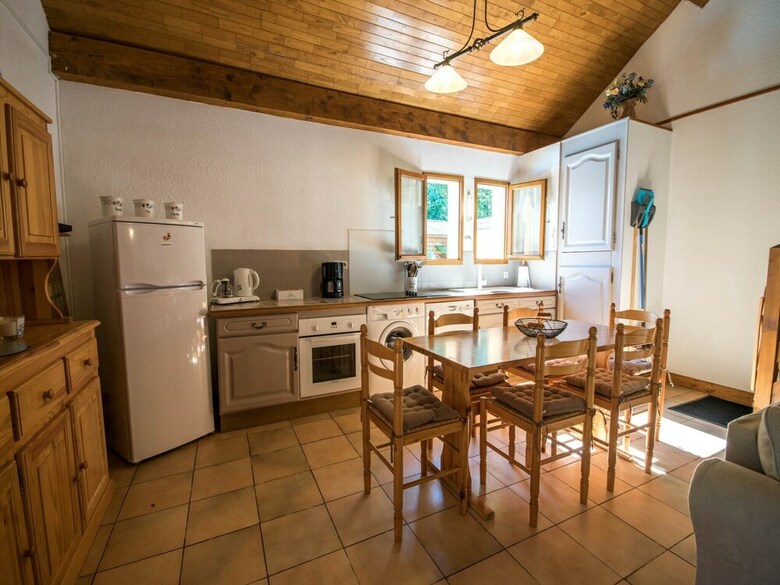 Cozy Villa In Saint-martin-le-redon With Private Pool