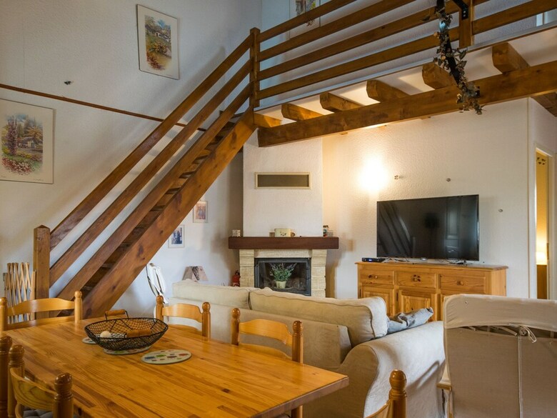 Cozy Villa In Saint-martin-le-redon With Private Pool