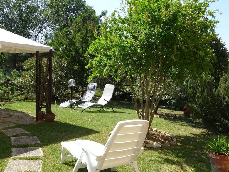 Well Kept Property With Garden With Lovely Panorama
