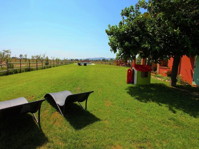 Authentic Villa With Swimming Pool In Grosseto