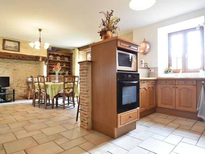 Spacious Holiday Home With Private Swimming Pool In Uzech