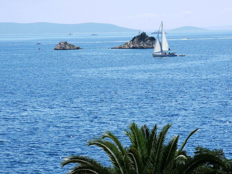 Spacious And Comfortable Apartment, 3 Km Outside The Historical Centre Of Split