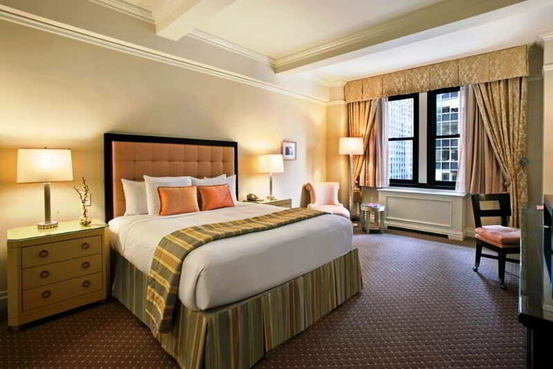 Hotel Warwick