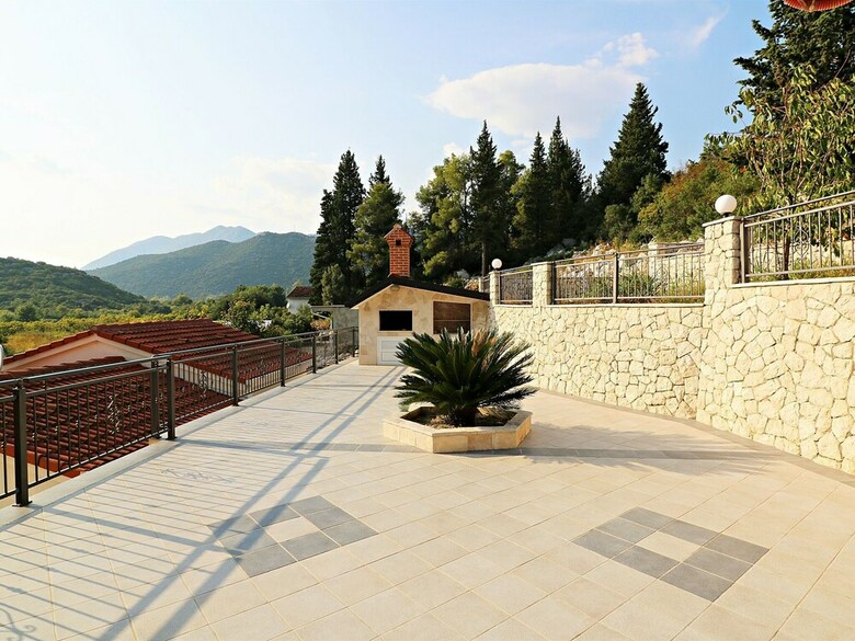 Beautiful Villa In Peracko Blato With Private Pool