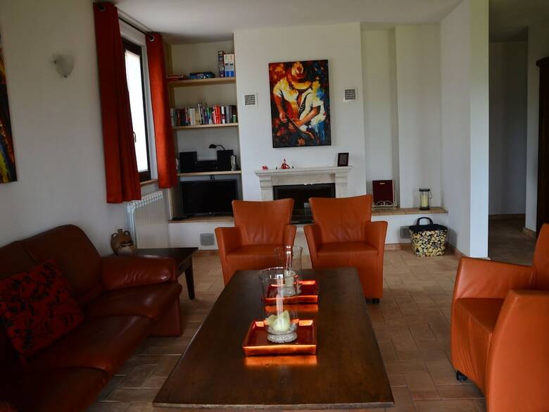 Luxurious Villa In Vasciano Umbria With Private Pool