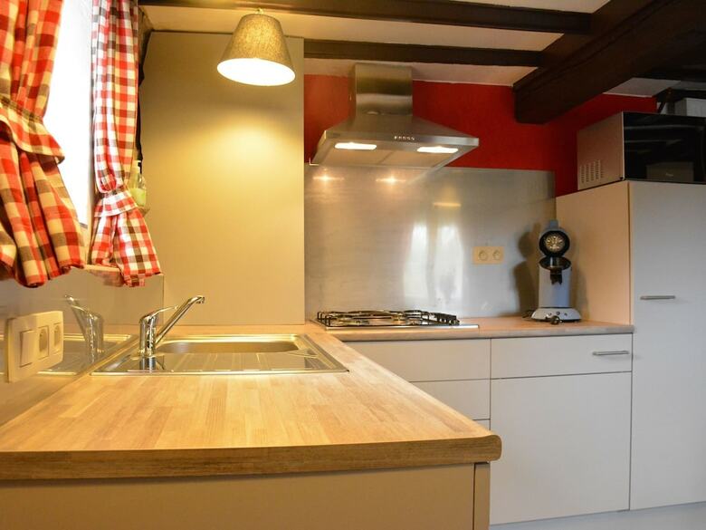 Cozy Cottage In Han-sur-lesse With Forest Near