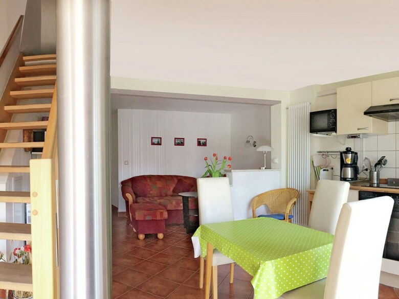 Spacious Apartment In Stralsund With Garden
