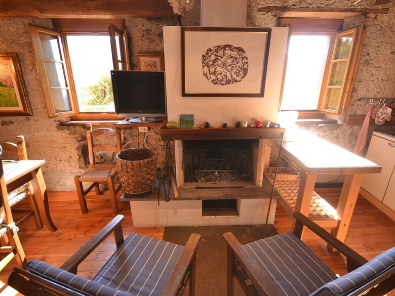 Spacious Holiday Home In Bagni Di Lucca With Terrace
