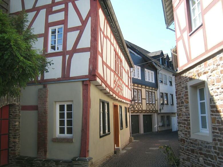 Comfortable Holiday Home Near Vineyards In Bremm