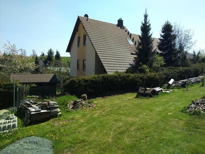 Cozy Apartment In Oelsnitz With Ore Mountains View