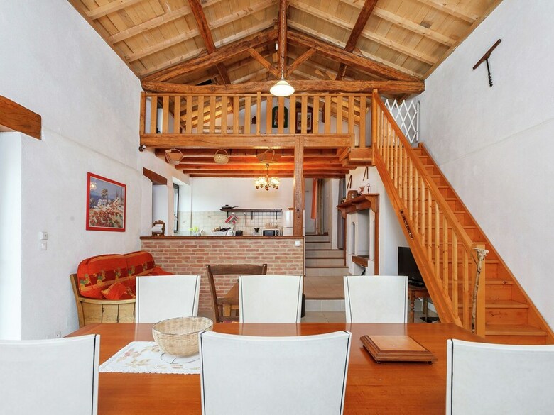 Cozy Holiday Home In Loubejac Near Forest