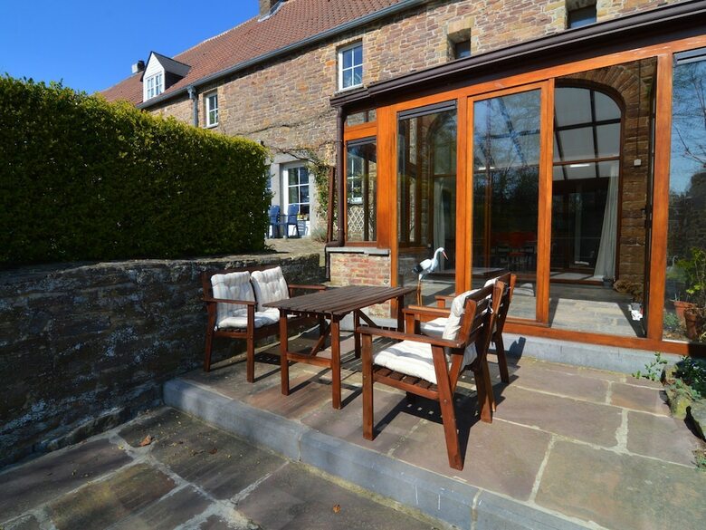 Charming And Spacious Cottage For Lovers, En For Walkers!