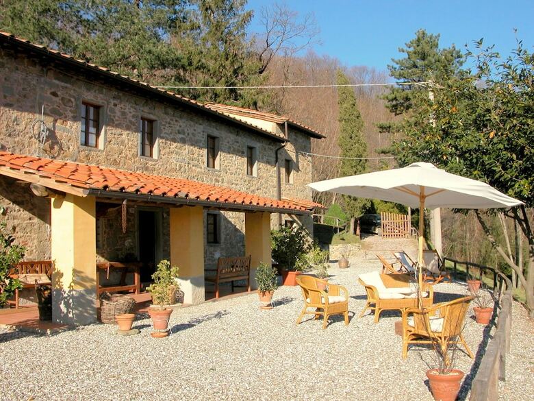 Authentic Tuscan Country Home Situated Between Pistoia And Lucca