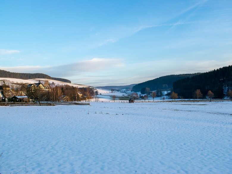 Cosy Holiday Home In Hildfeld With Terrace