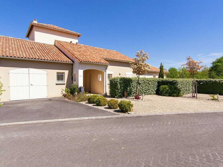 Spacious Luxury Villa With Private Heated Pool And Sauna At An Golf Course