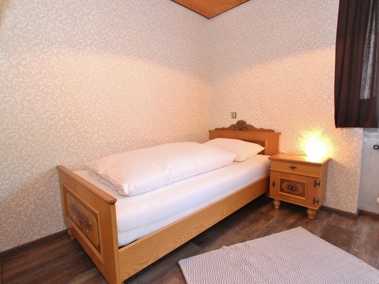 Cosy Apartment In M�hlbach With Balcony