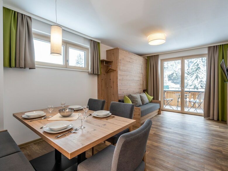 Luxury Chalet In Saalbach-hinterglemm With Sauna
