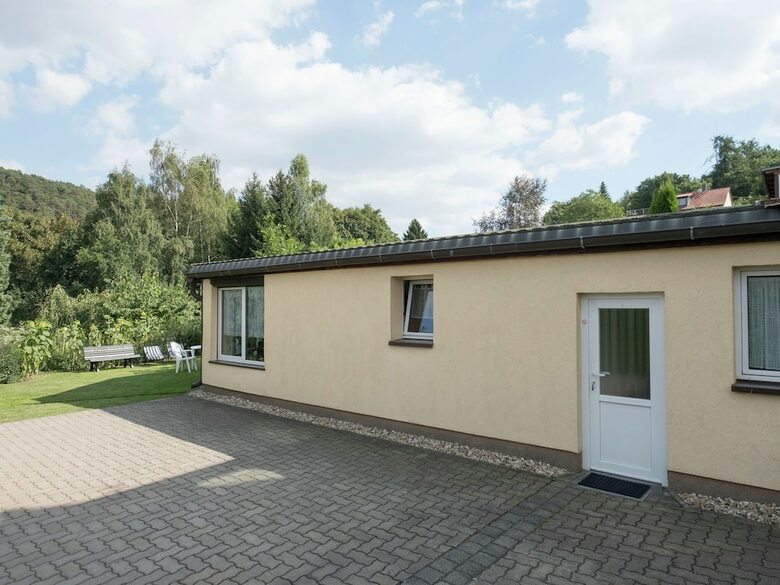 Cosy Bungalow In Gernrode Near The Forest