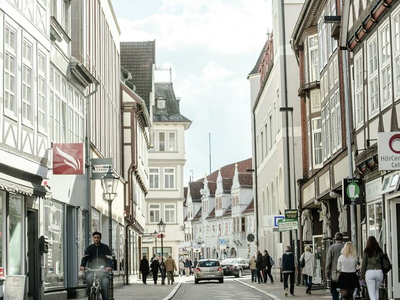 Quaint Apartment In Celle Near The Forest