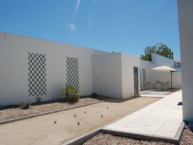 Modern Villa With Private Pool Just 400m From The Sea