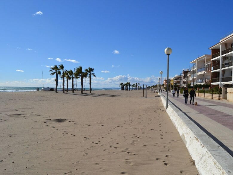 Luxurious Holiday Home In Vendrell With Swimming Pool