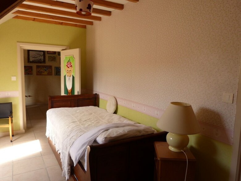 Cozy Holiday Home In Hondschoote With Terrace