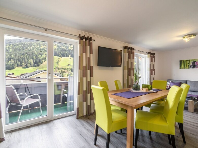 Charming Apartment In Neukirchen Near Ski Bus Stop