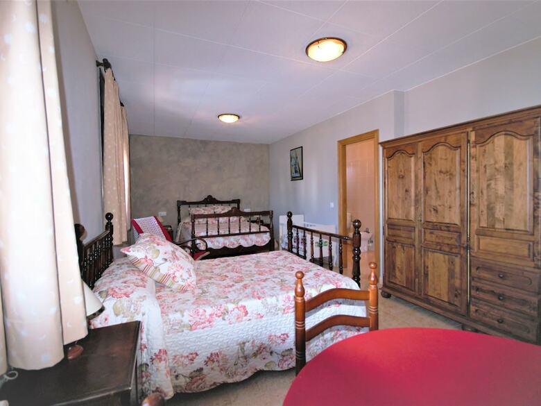 Luxurious Cottage In Vila-sacra With Terrace