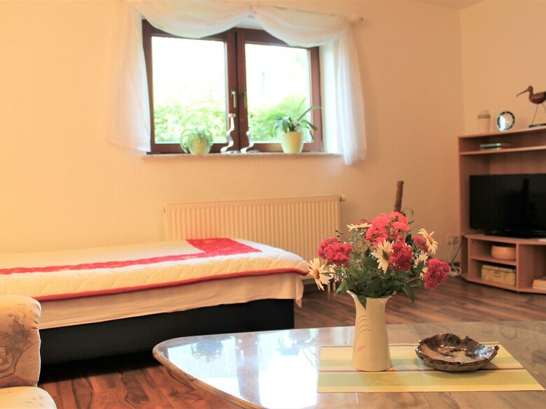 Cozy Apartment With Garden In Kr�pelin