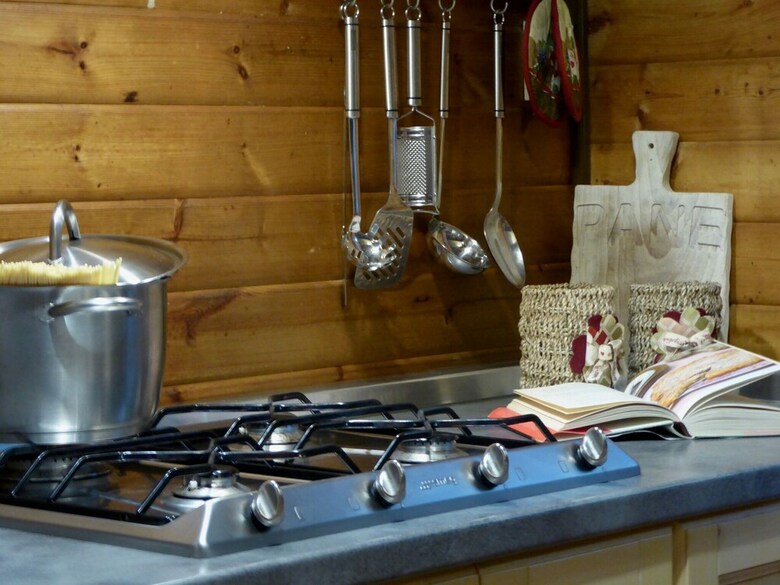 Spacious Chalet In Cutigliano With Swimming Pool