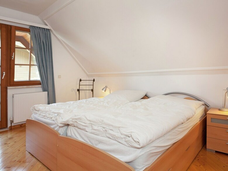 Cosy Chalet In M�hlbach With Private Garden