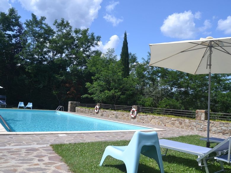 Serene Holiday Home With Garden, Pool, Terrace, Deckchairs