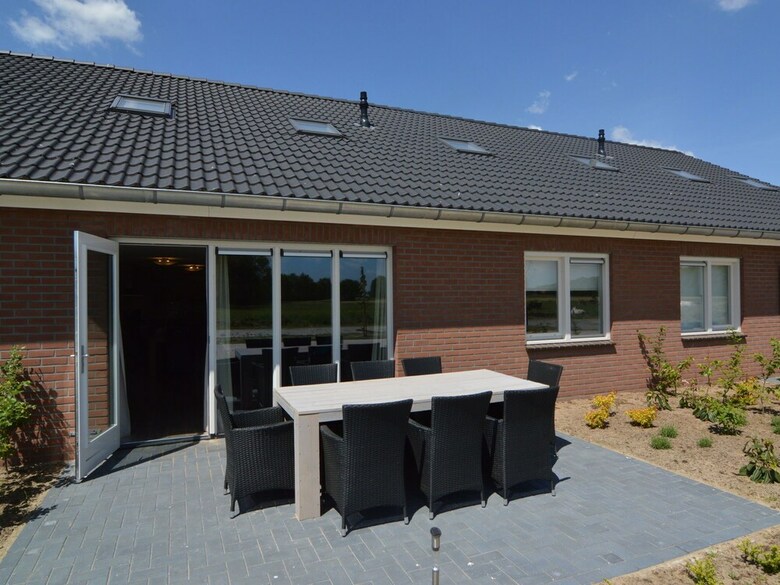 Charming Farmhouse In Haaksbergen Near Town Center