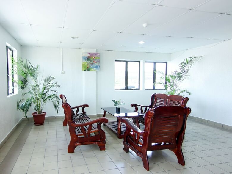 Oyo 89846 Lotus Inn Hotel
