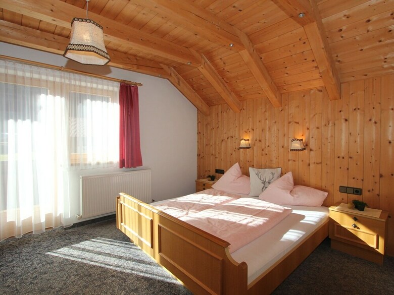 Sunlit Apartment Near Ski Area In L�ngenfeld
