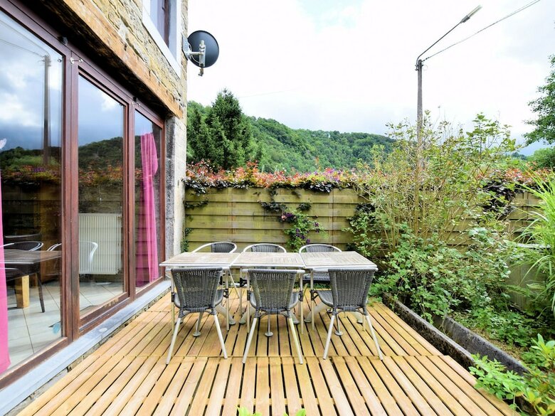 Rustic Holiday Home With Sauna, Terrace And Garden