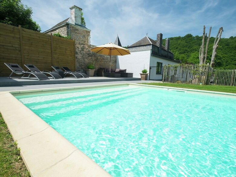 Modern Mansion In Hasti�re-par-del� With Private Pool