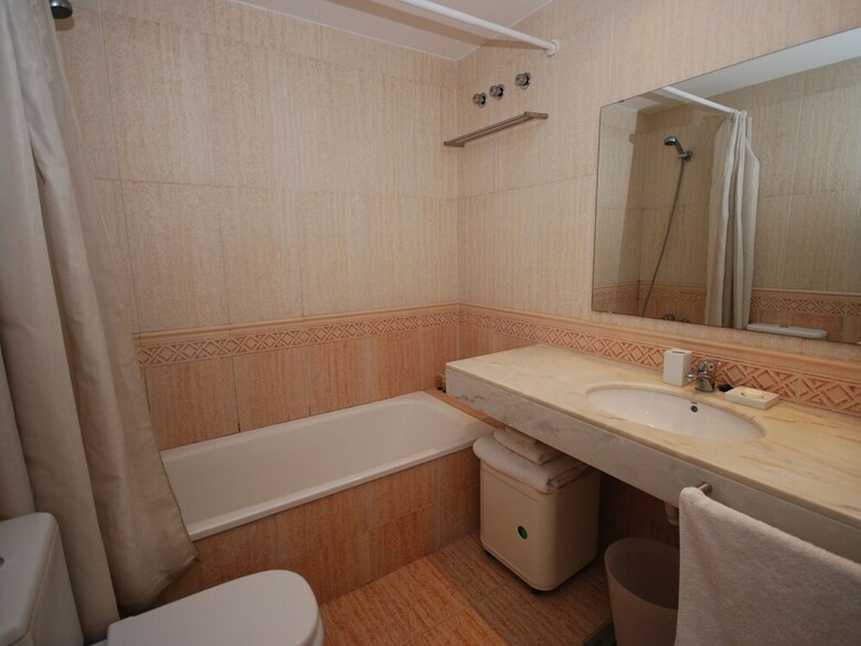 Apartment With Joint Pool And Fantastic Sea View