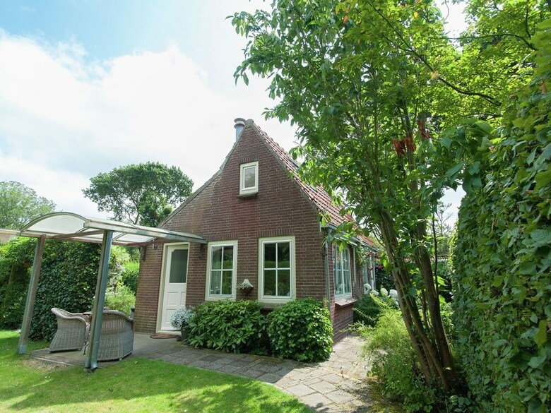 Cozy Cottage In Schoorl Near Forest
