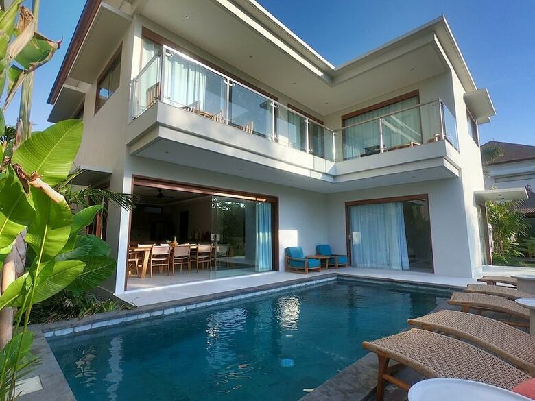 Hotel Arama Villas