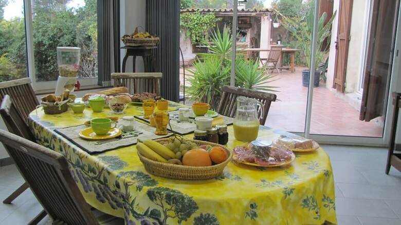 Bed & Breakfast Les 3 Secs Chambre D'h�te Ind�pendante