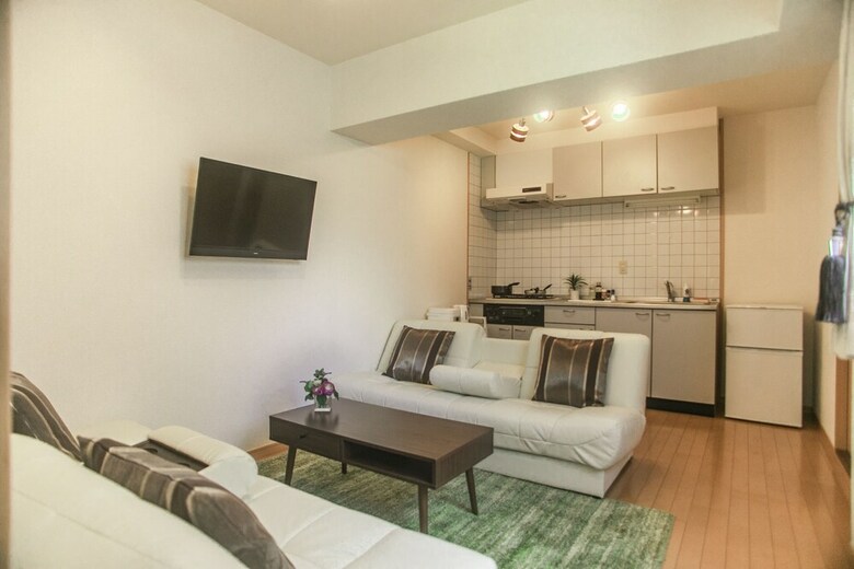 Shinsaibashi-house B